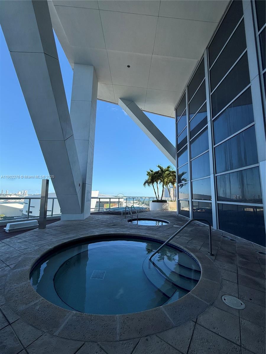 MARINABLUE CONDO - Residential Lease