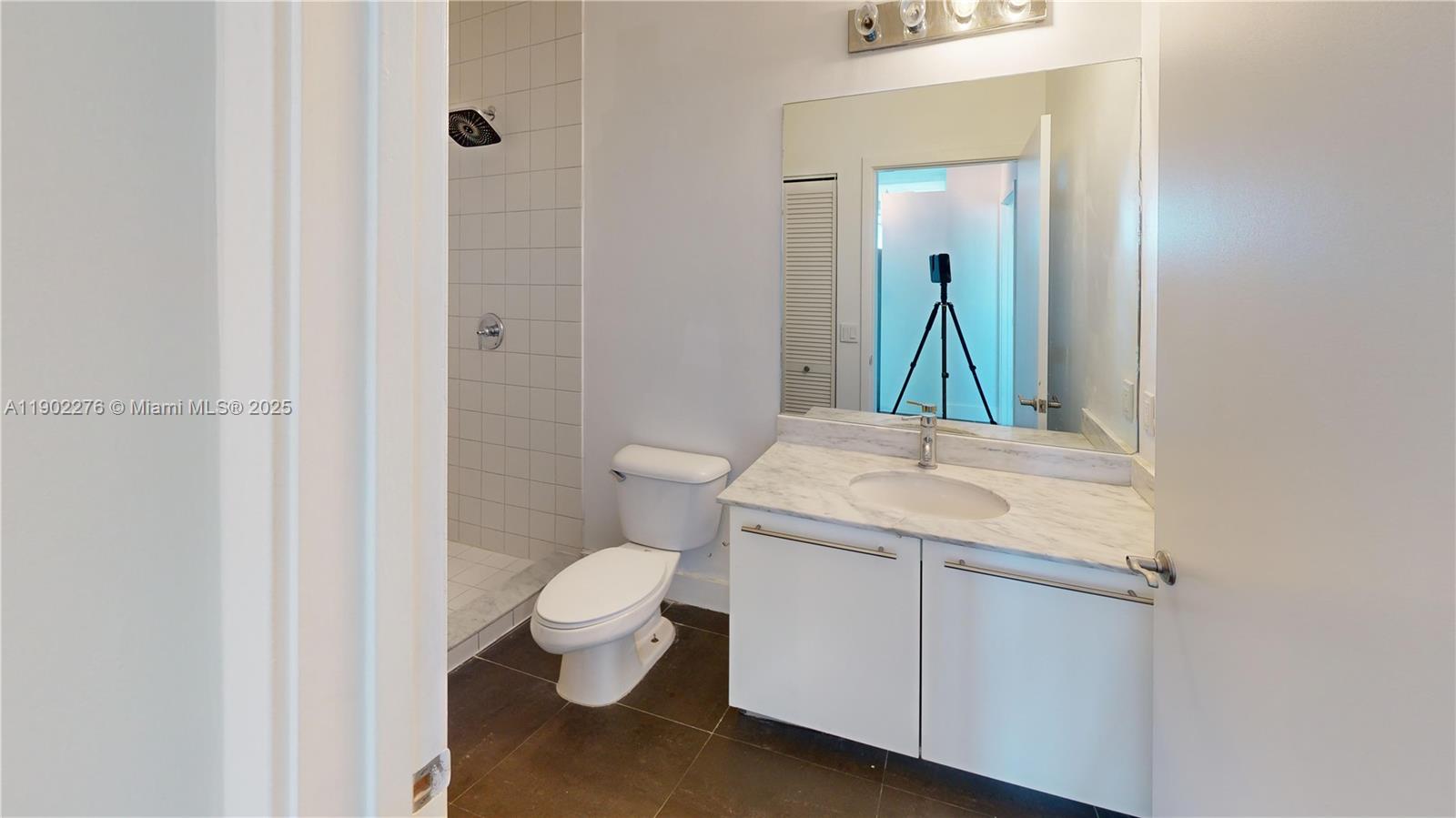 MARINABLUE CONDO - Residential Lease