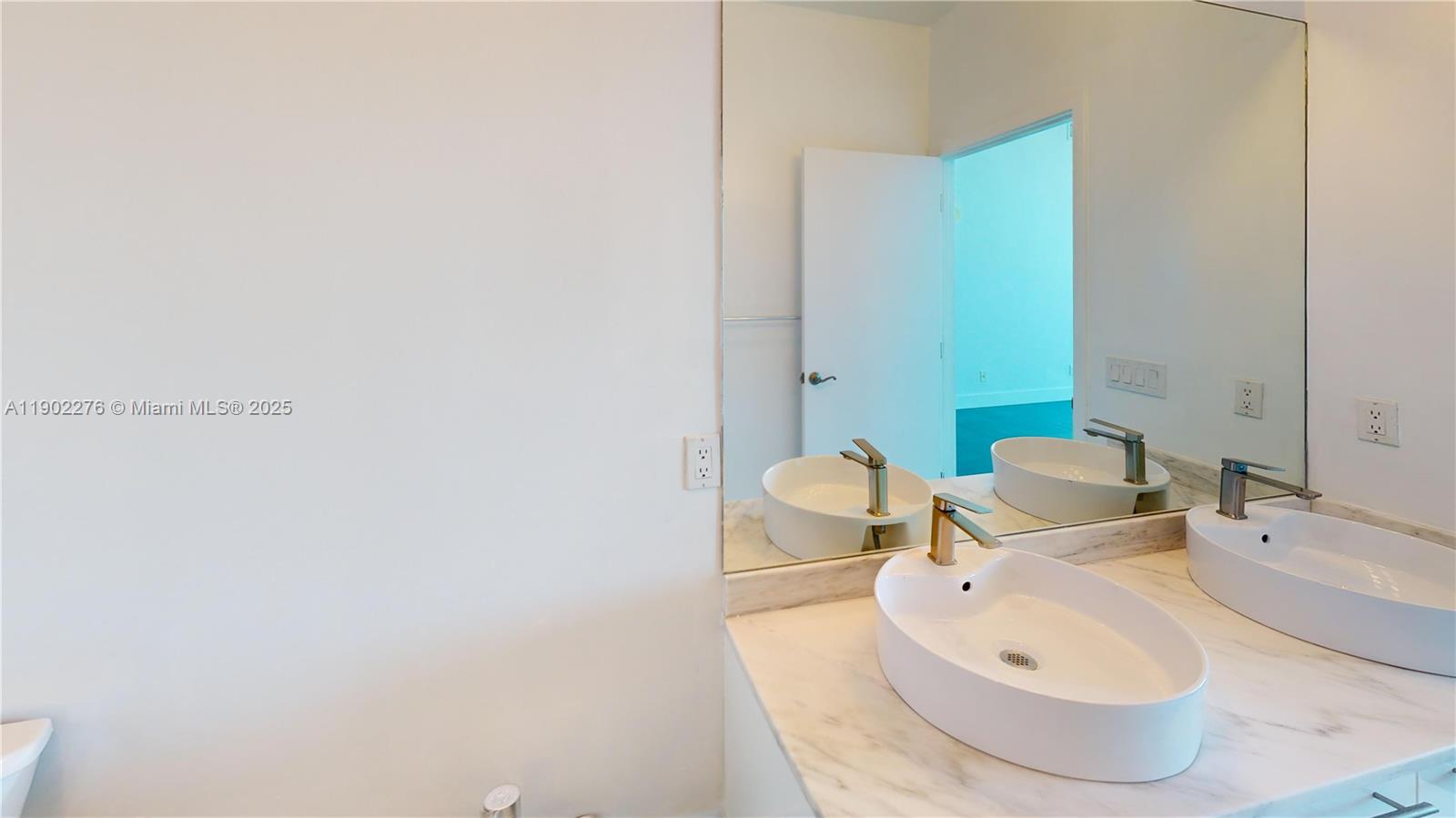 MARINABLUE CONDO - Residential Lease
