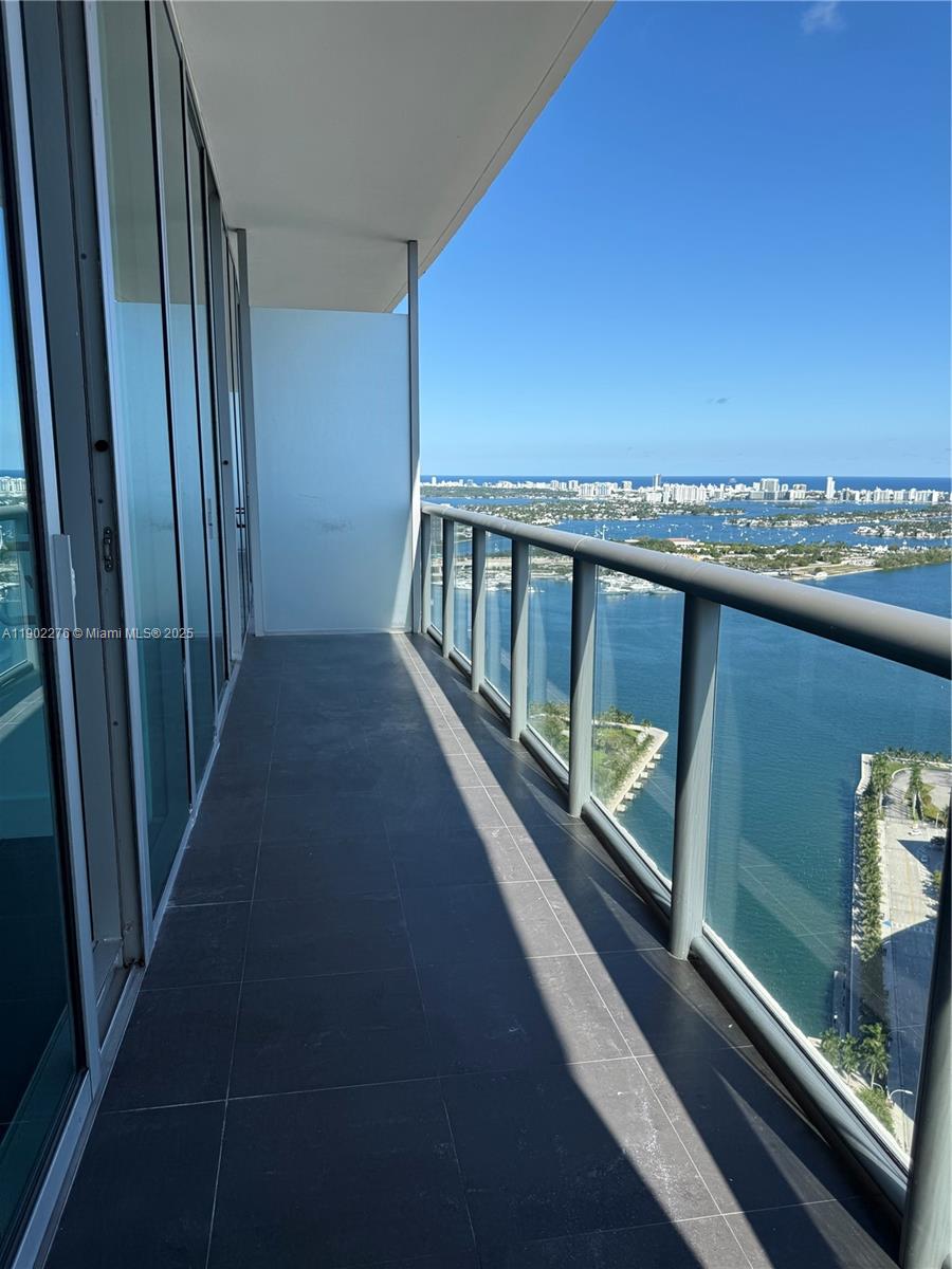 MARINABLUE CONDO - Residential Lease