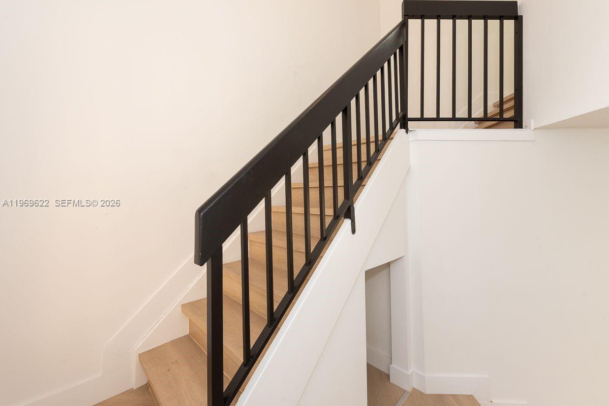 CHARLESTOWNE - Residential Lease