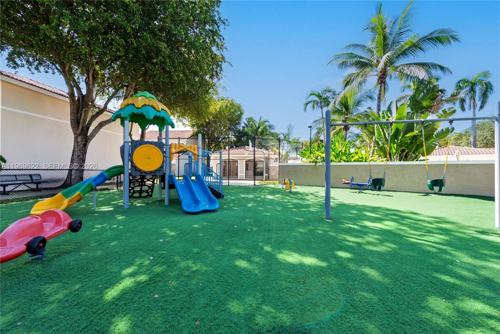 CHARLESTOWNE - Residential Lease