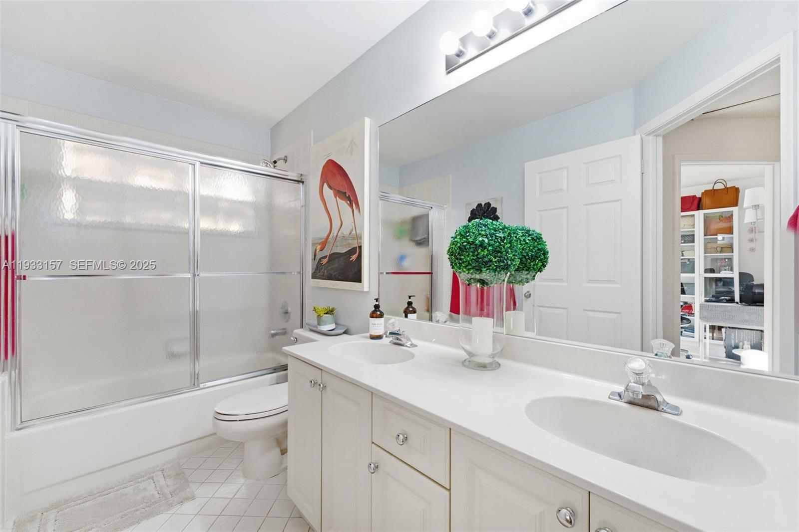 COUNTRY ISLES COVE - Residential