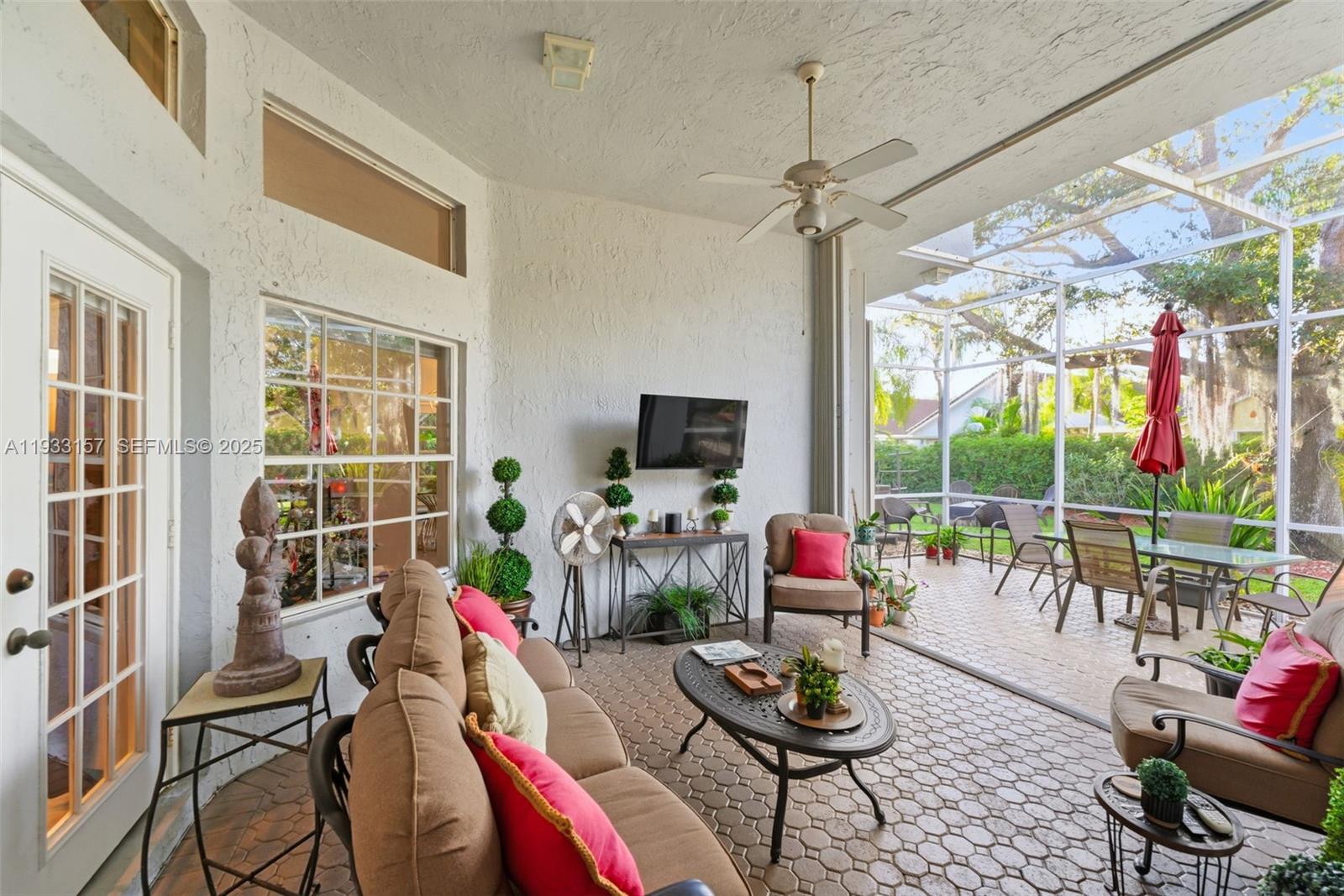 COUNTRY ISLES COVE - Residential