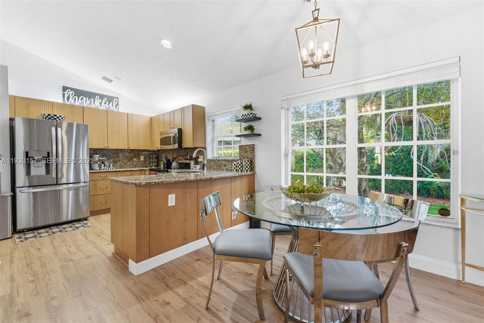 COUNTRY ISLES COVE - Residential