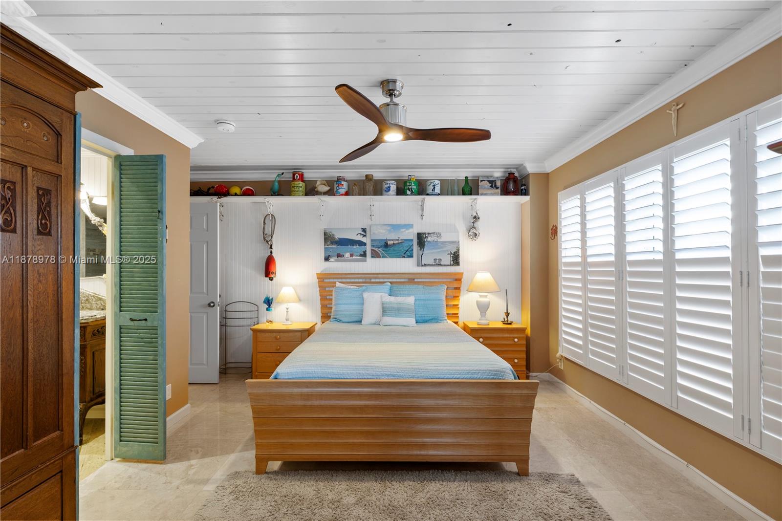 RIVIERA CONDO - Residential