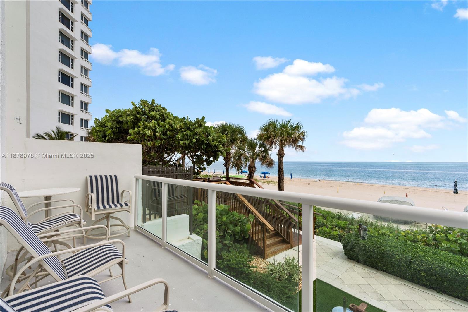 RIVIERA CONDO - Residential