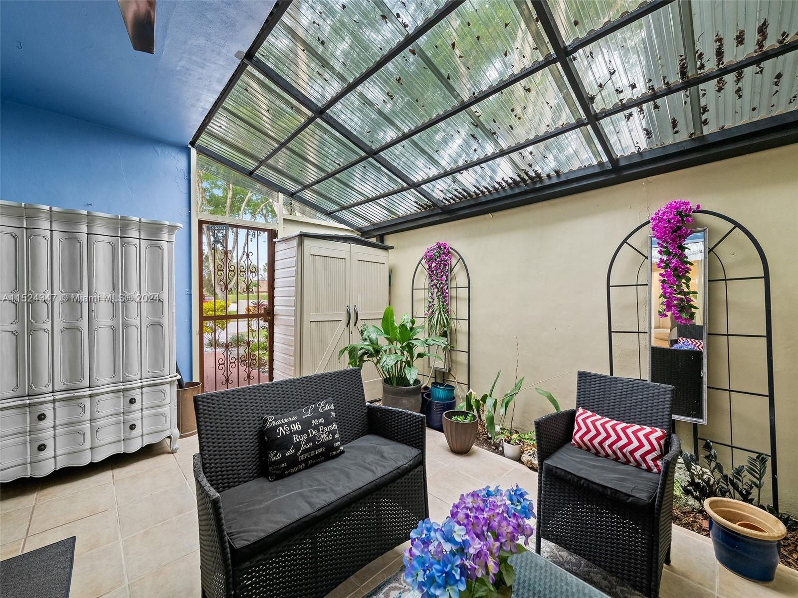 WOODGLEN CONDO - Residential