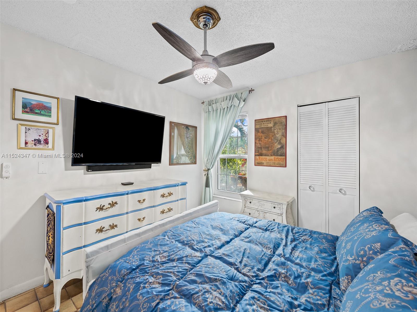 WOODGLEN CONDO - Residential