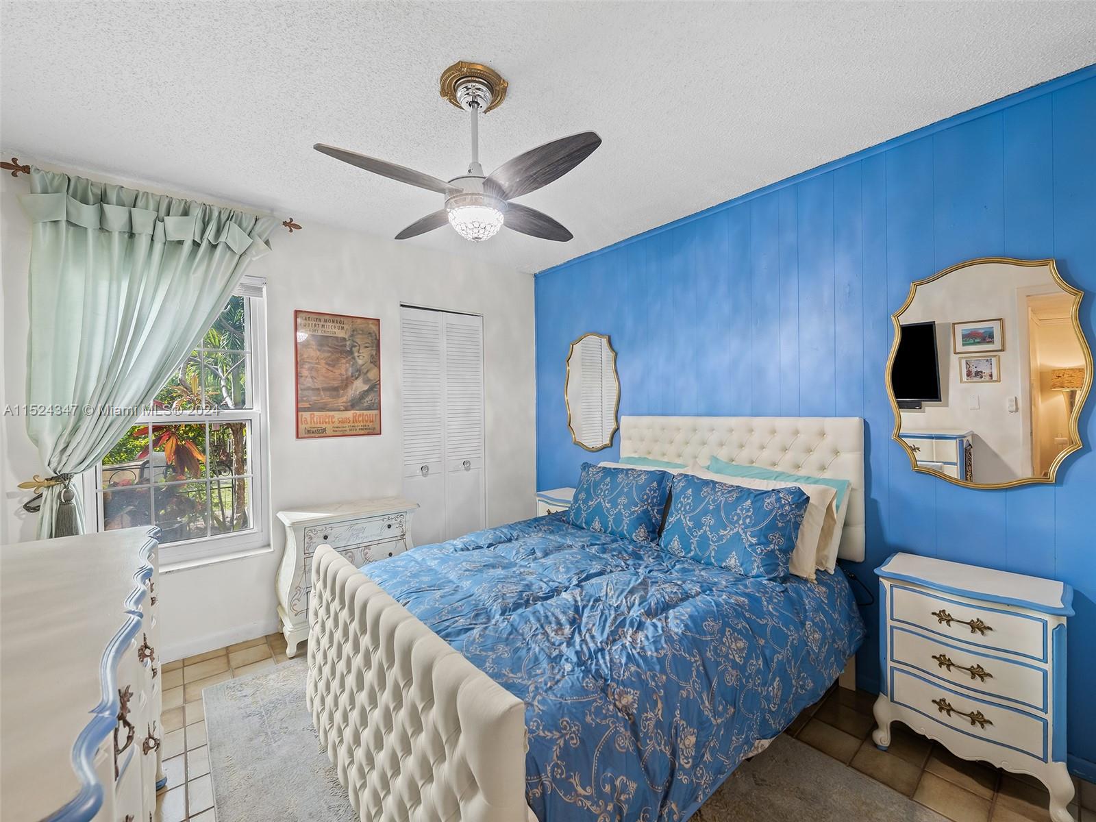 WOODGLEN CONDO - Residential