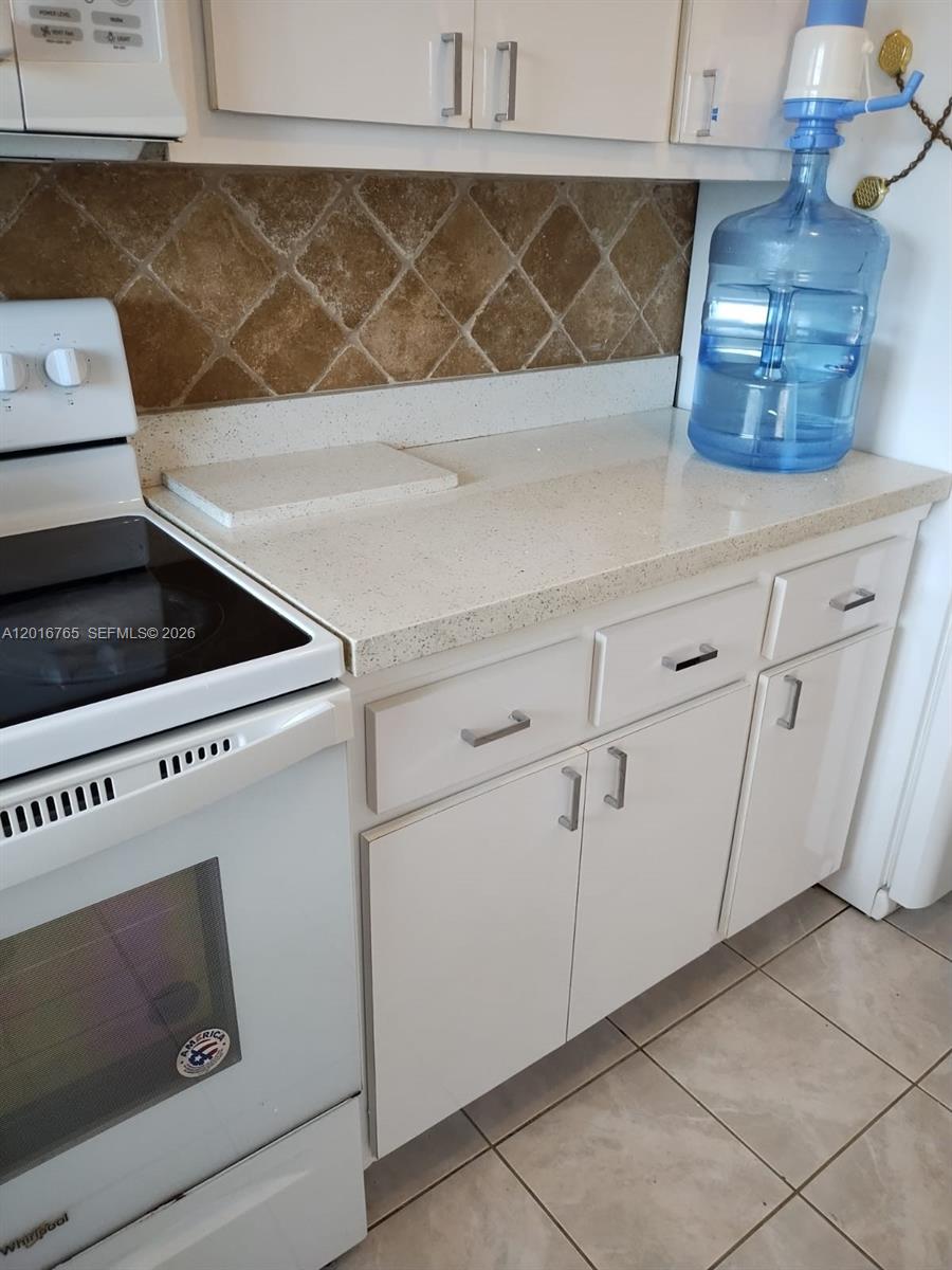 ELDORADO PLAZA EAST CONDO - Residential
