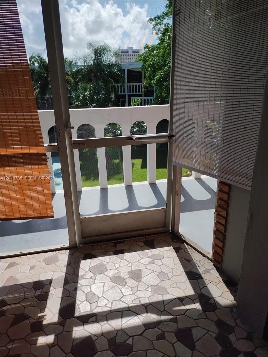 ELDORADO PLAZA EAST CONDO - Residential