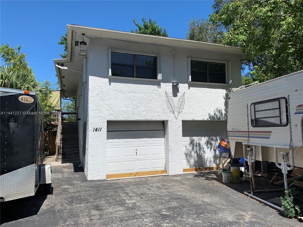 Photo of 1411 SW 24th Ct #A, Fort Lauderdale, FL 33315 (MLS # A11441227)