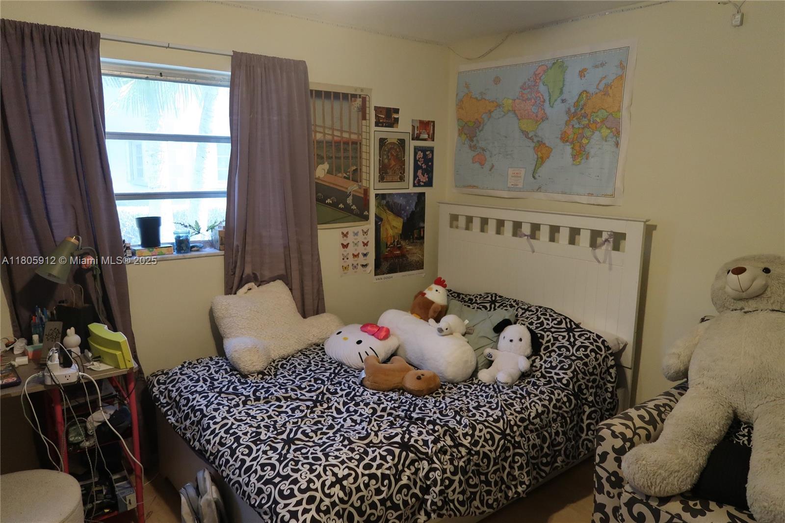 GOLDEN ISLES CONDO APTS - Residential