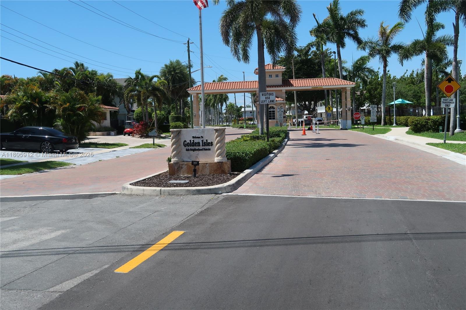 GOLDEN ISLES CONDO APTS - Residential