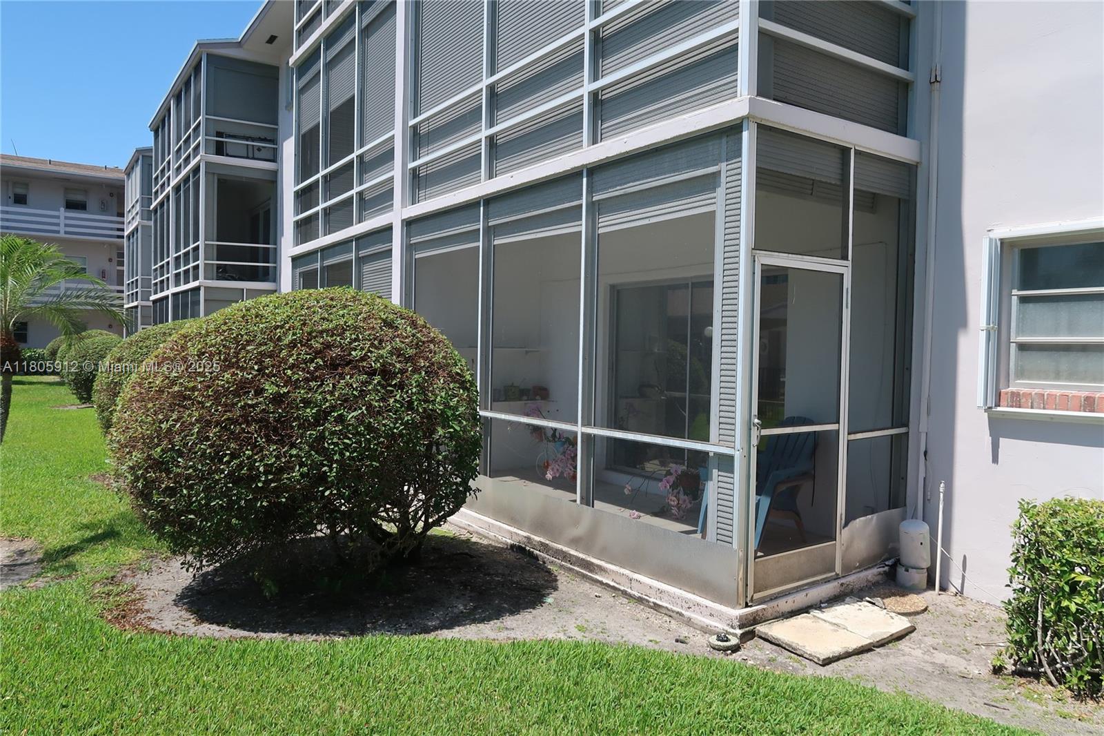 GOLDEN ISLES CONDO APTS - Residential