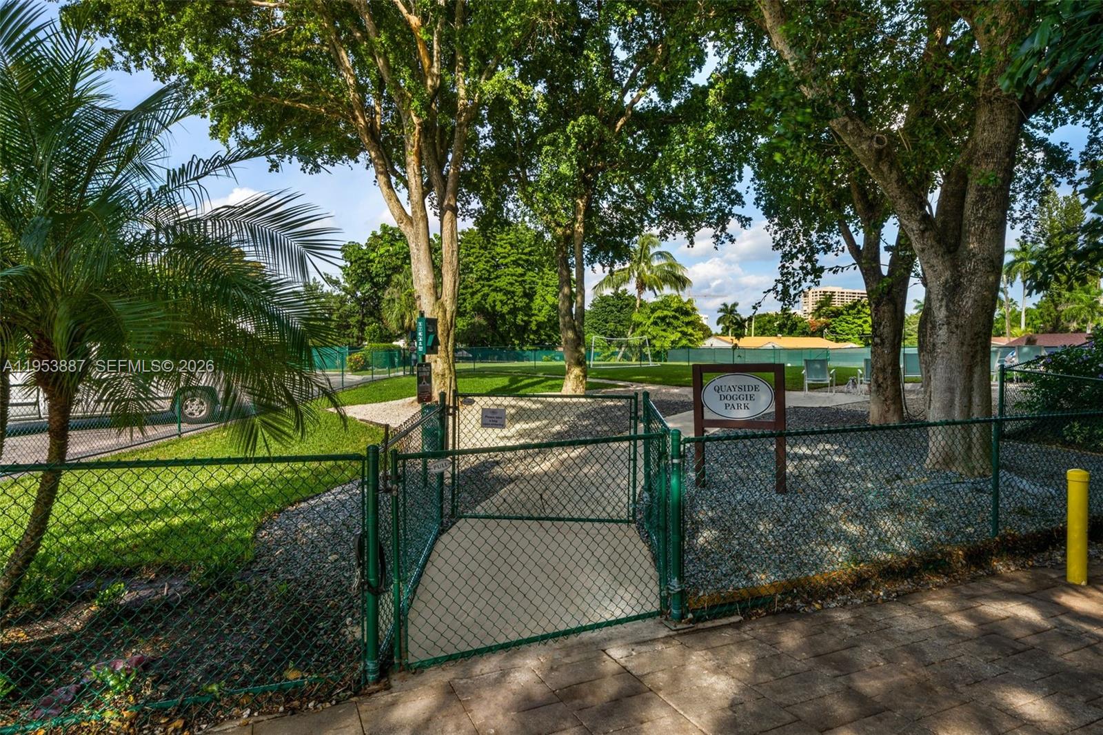 TOWERS OF QUAYSIDE CONDO - Residential