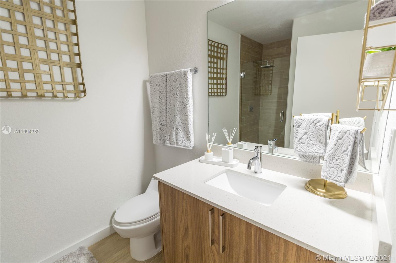 CORAL WAY MNR AMD - Residential Lease