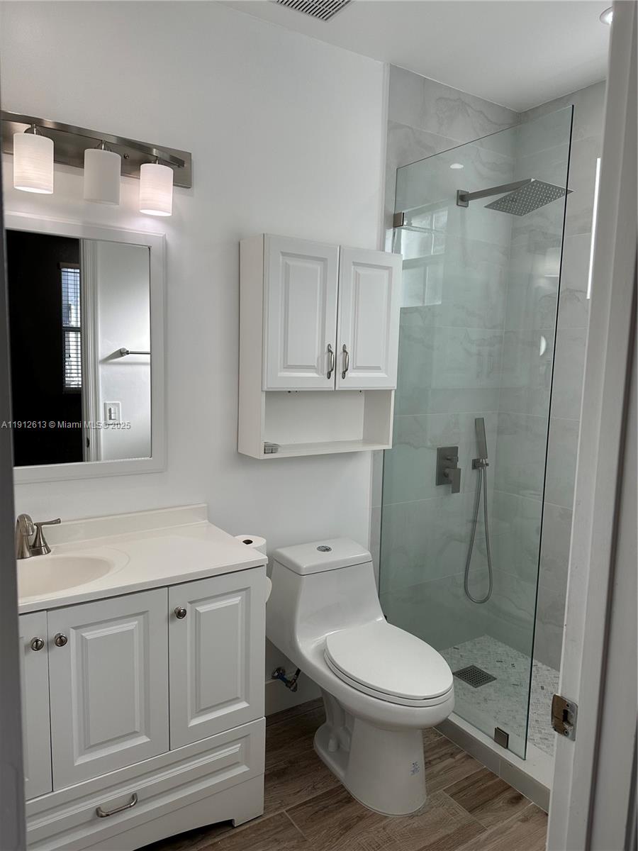 VILLAS AT NAUTICA ONE CON - Residential Lease