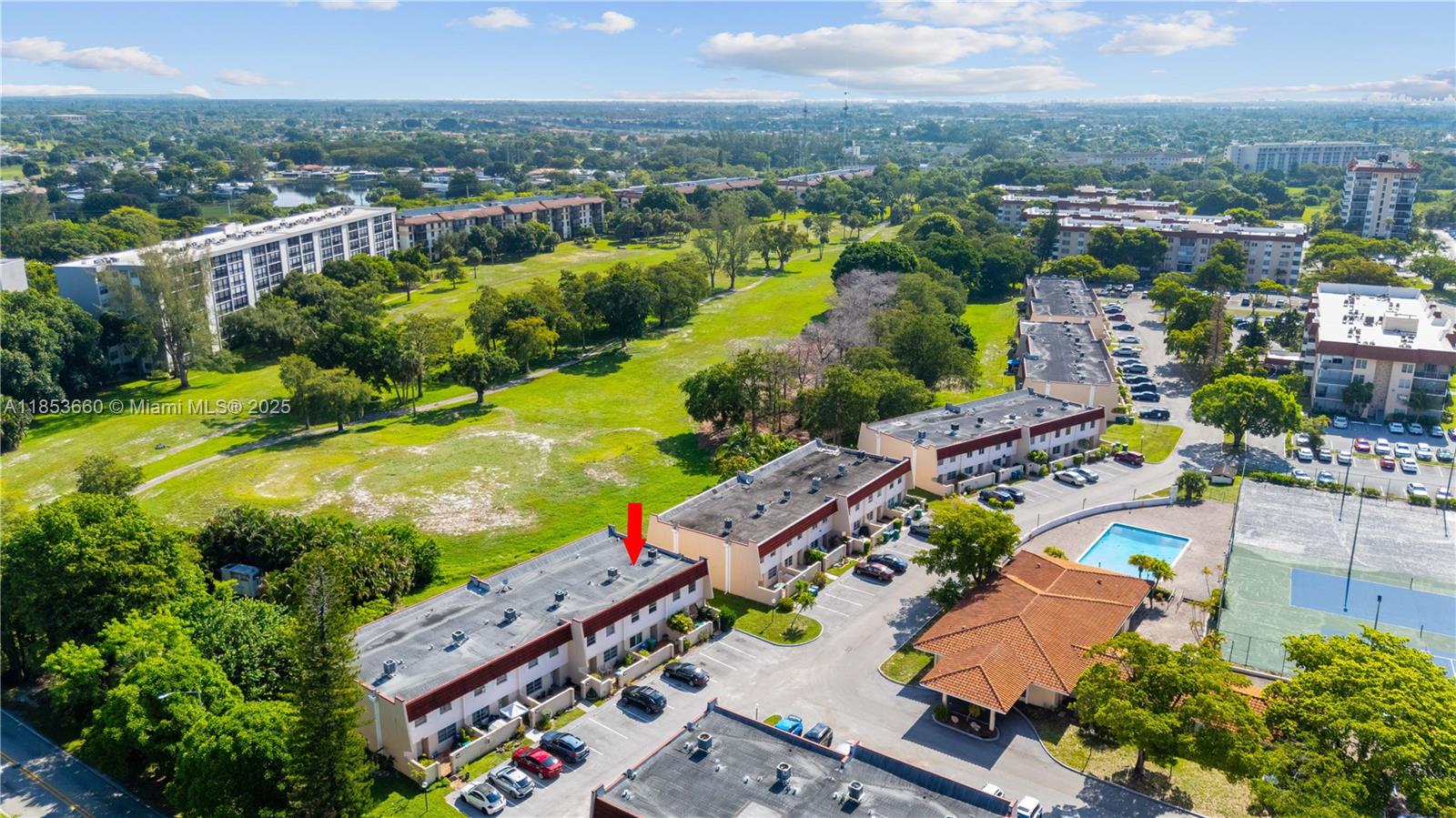 MANORS TOWNHOUSE - Residential