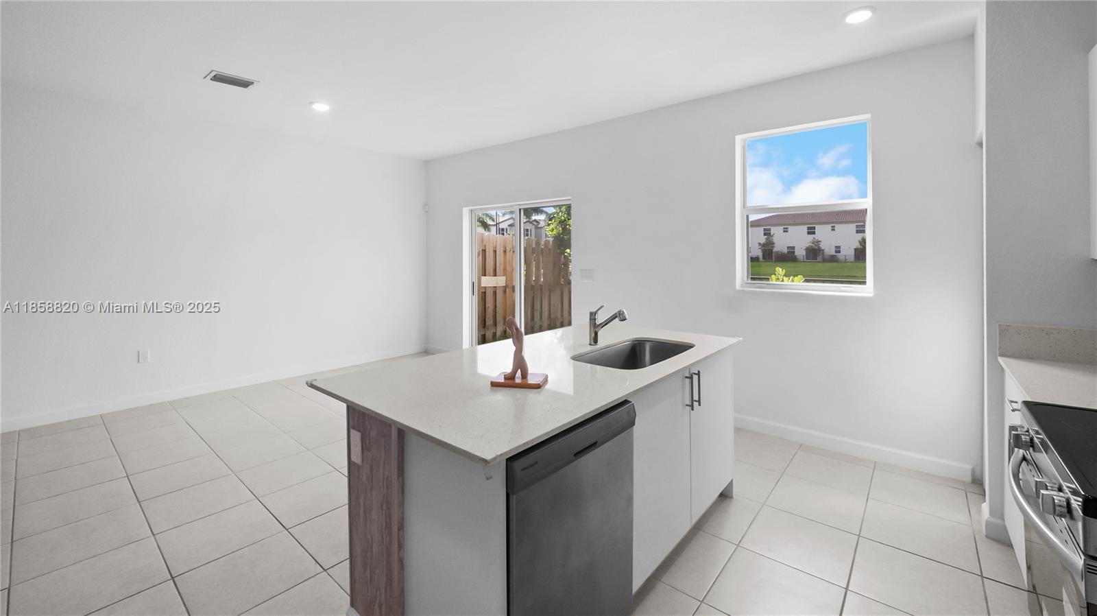 CALCUTTA FIRST ADDITION - Residential Lease