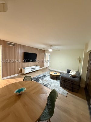 200 178TH DR APT 511, SUNNY ISLES BEACH, FL 33160 - Image ca3b9b7671d61faf1bedfc8f771452fa/255299540