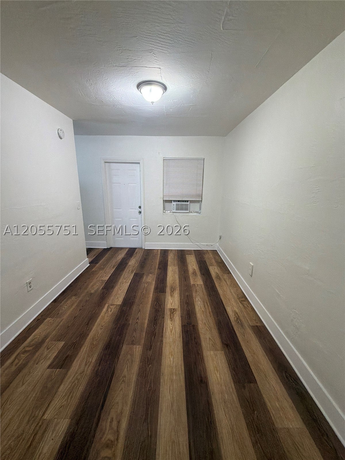 3669 Thomas Ave 16