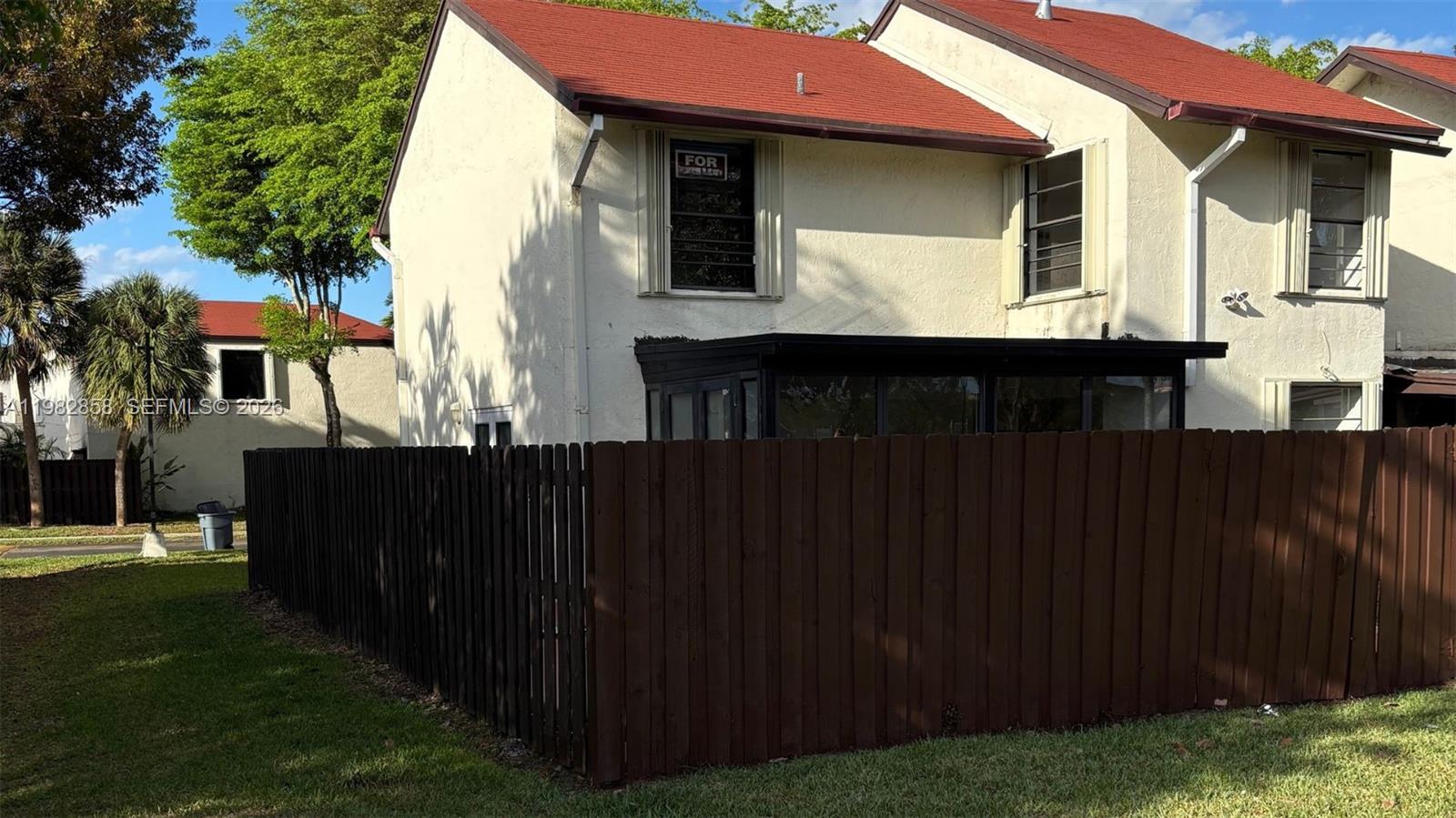 SPRING LAKES VILLAGE II - Residential Lease