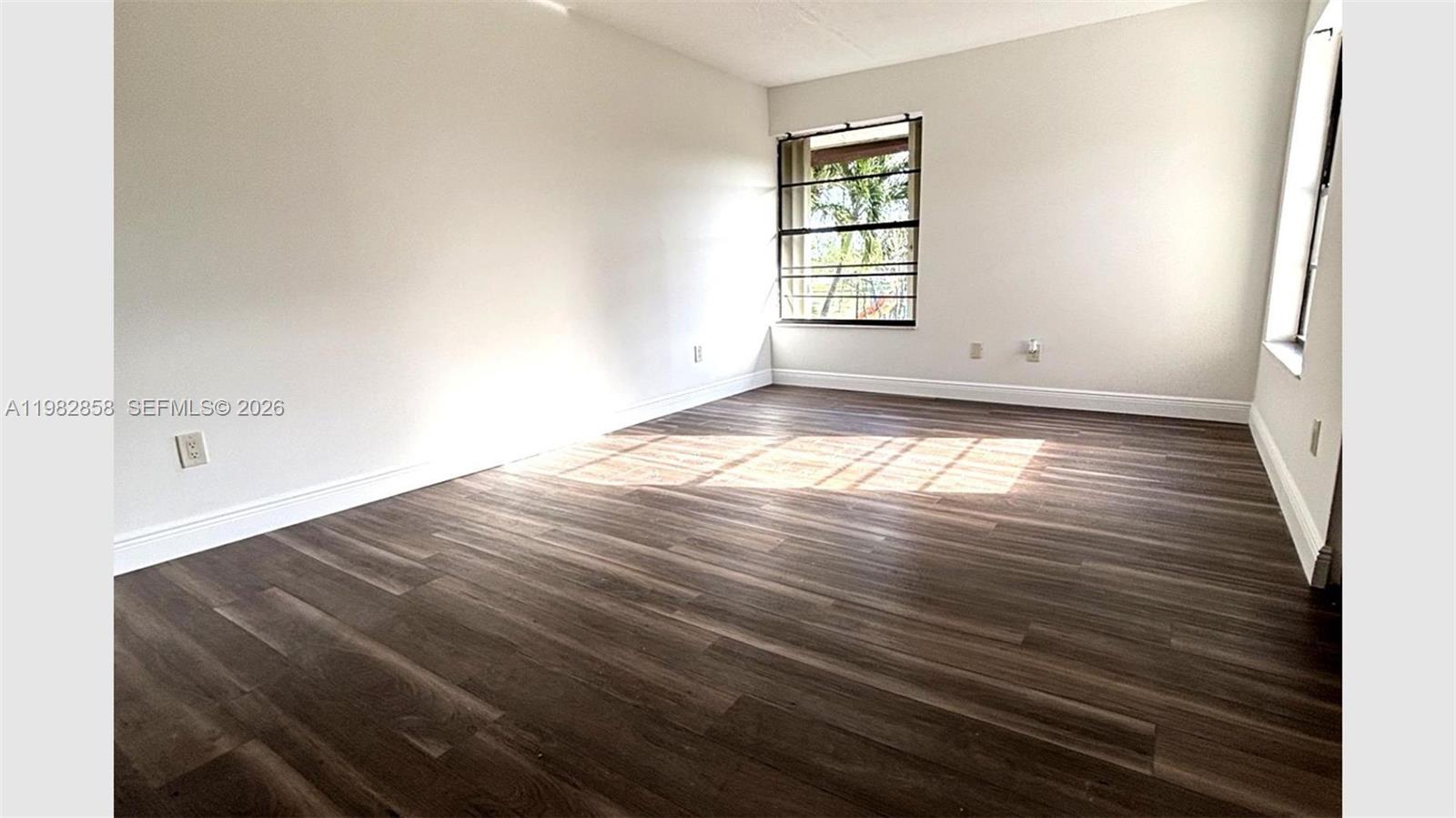 SPRING LAKES VILLAGE II - Residential Lease