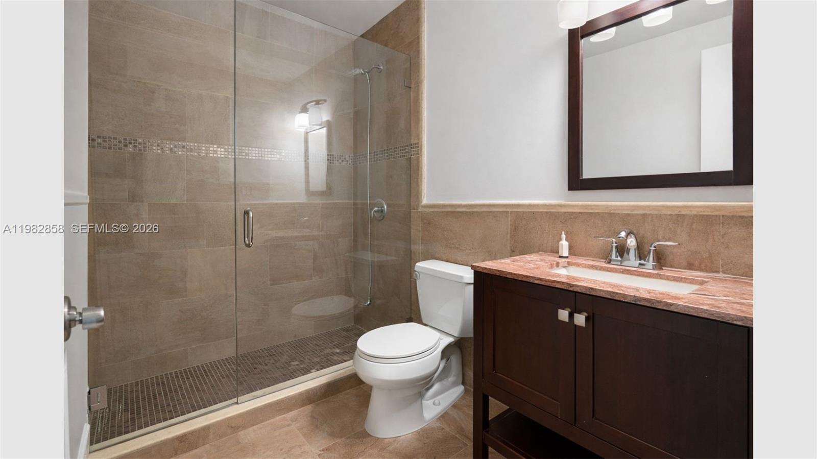 SPRING LAKES VILLAGE II - Residential Lease