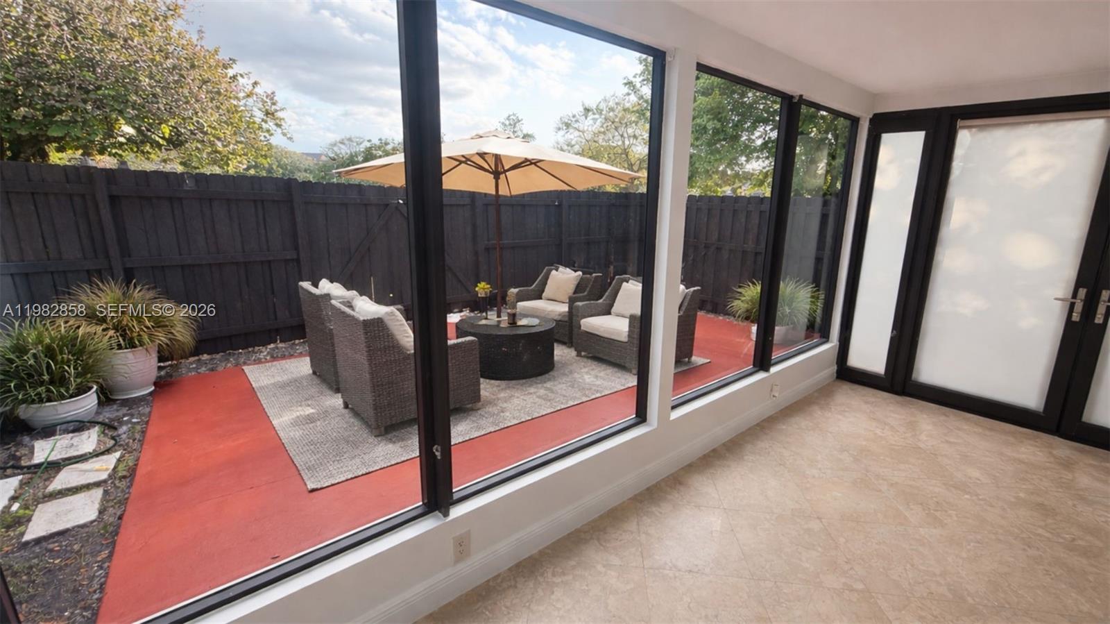 SPRING LAKES VILLAGE II - Residential Lease