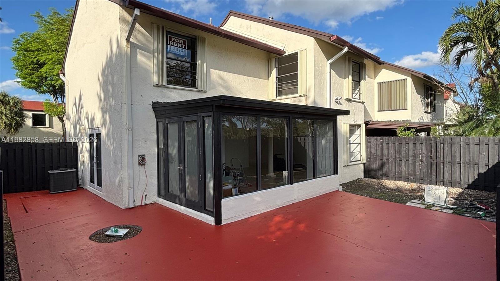 SPRING LAKES VILLAGE II - Residential Lease