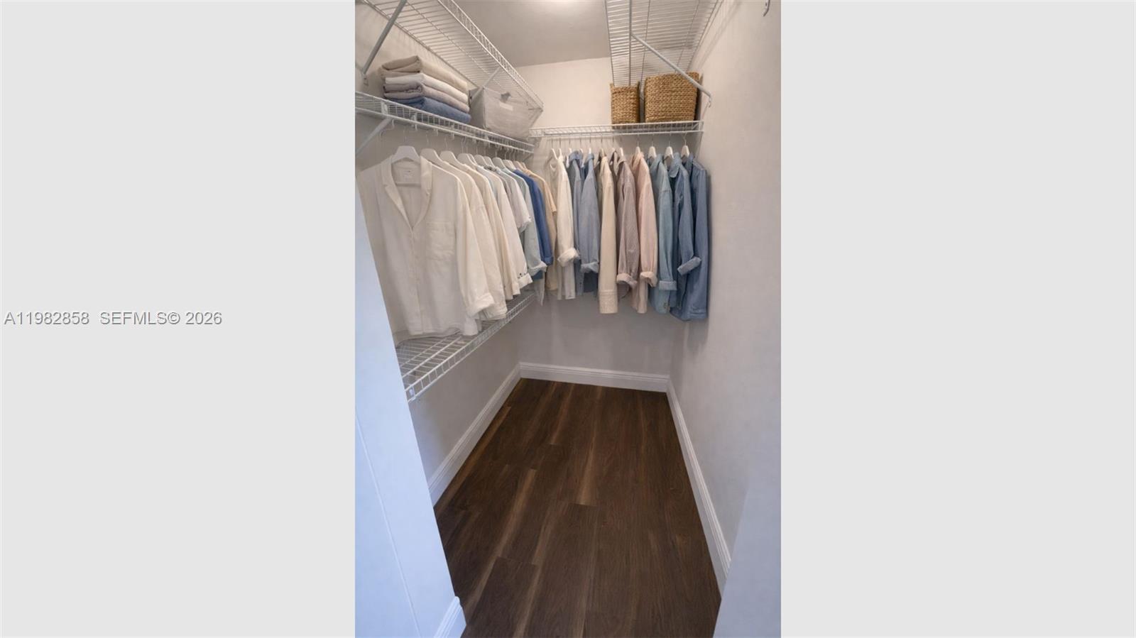 SPRING LAKES VILLAGE II - Residential Lease