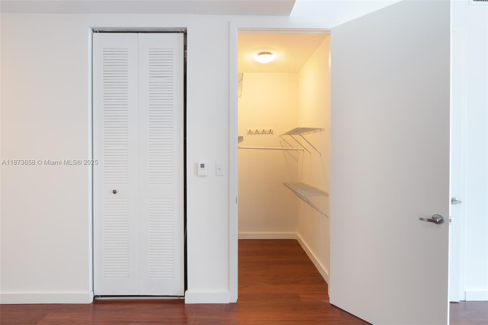 EDGEWATER LOFTS CONDO - Residential