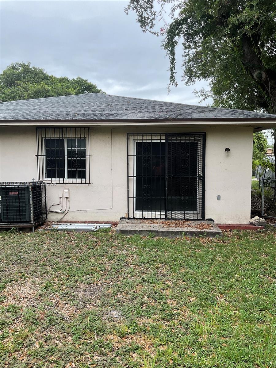 3430 NW 10th Ave 2