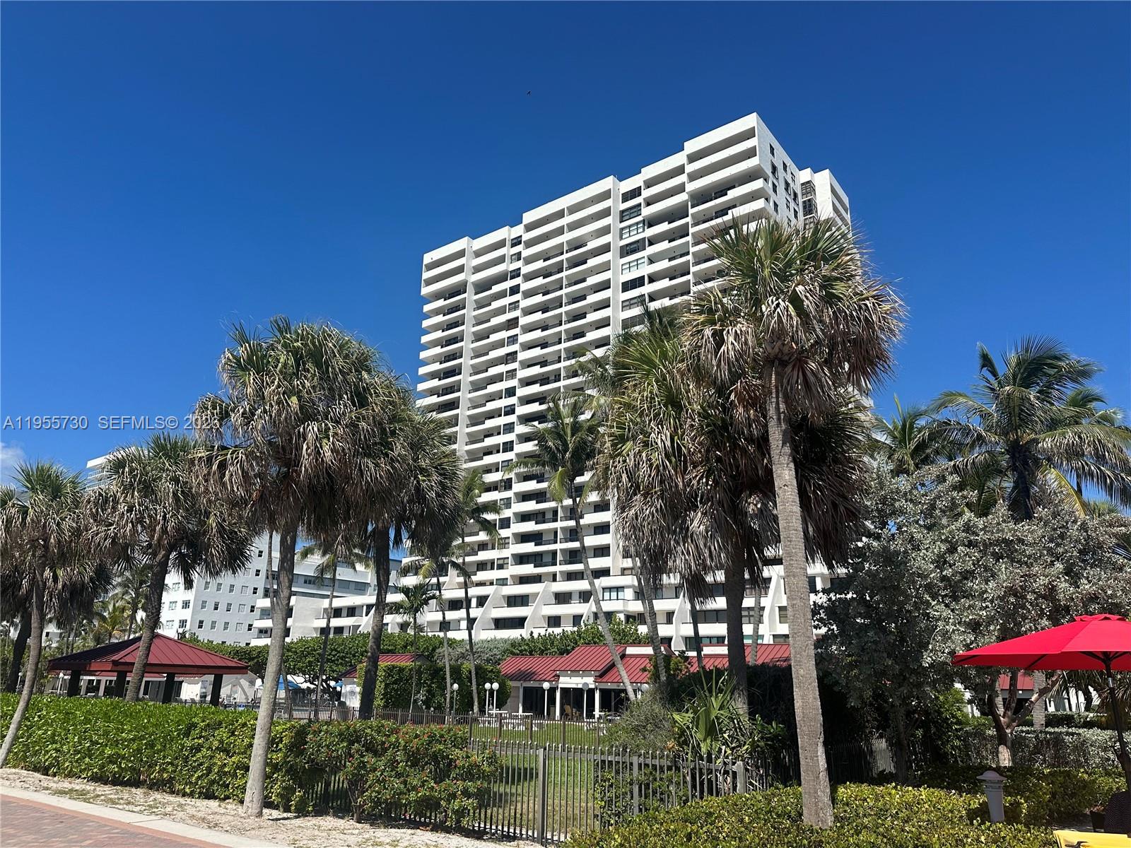 CLUB ATLANTIS CONDO - Residential