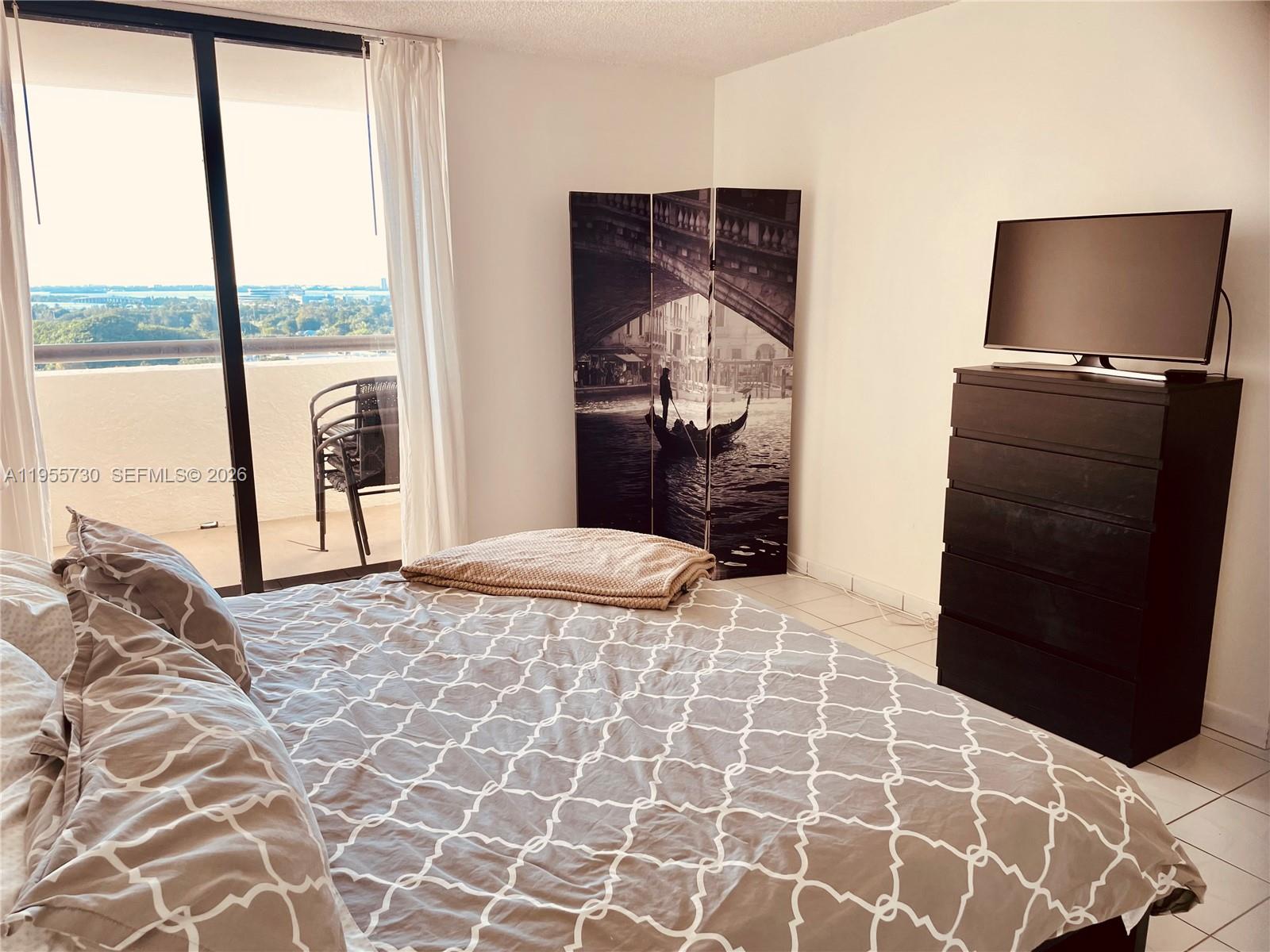 CLUB ATLANTIS CONDO - Residential