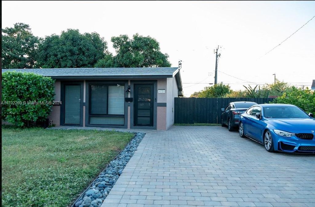 Photo of 1731 SW 38th Ave #1731, Fort Lauderdale, FL 33312 (MLS # A11702269)