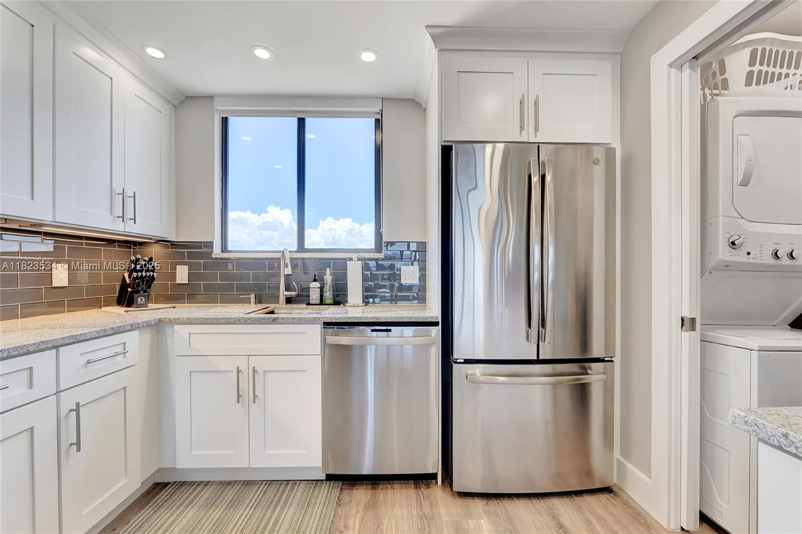 OCEAN TRAIL CONDO I - Residential