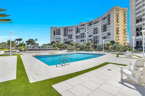 Photo of 200 Ocean Trail Way #701, Jupiter, FL 33477 (MLS # A11823534)