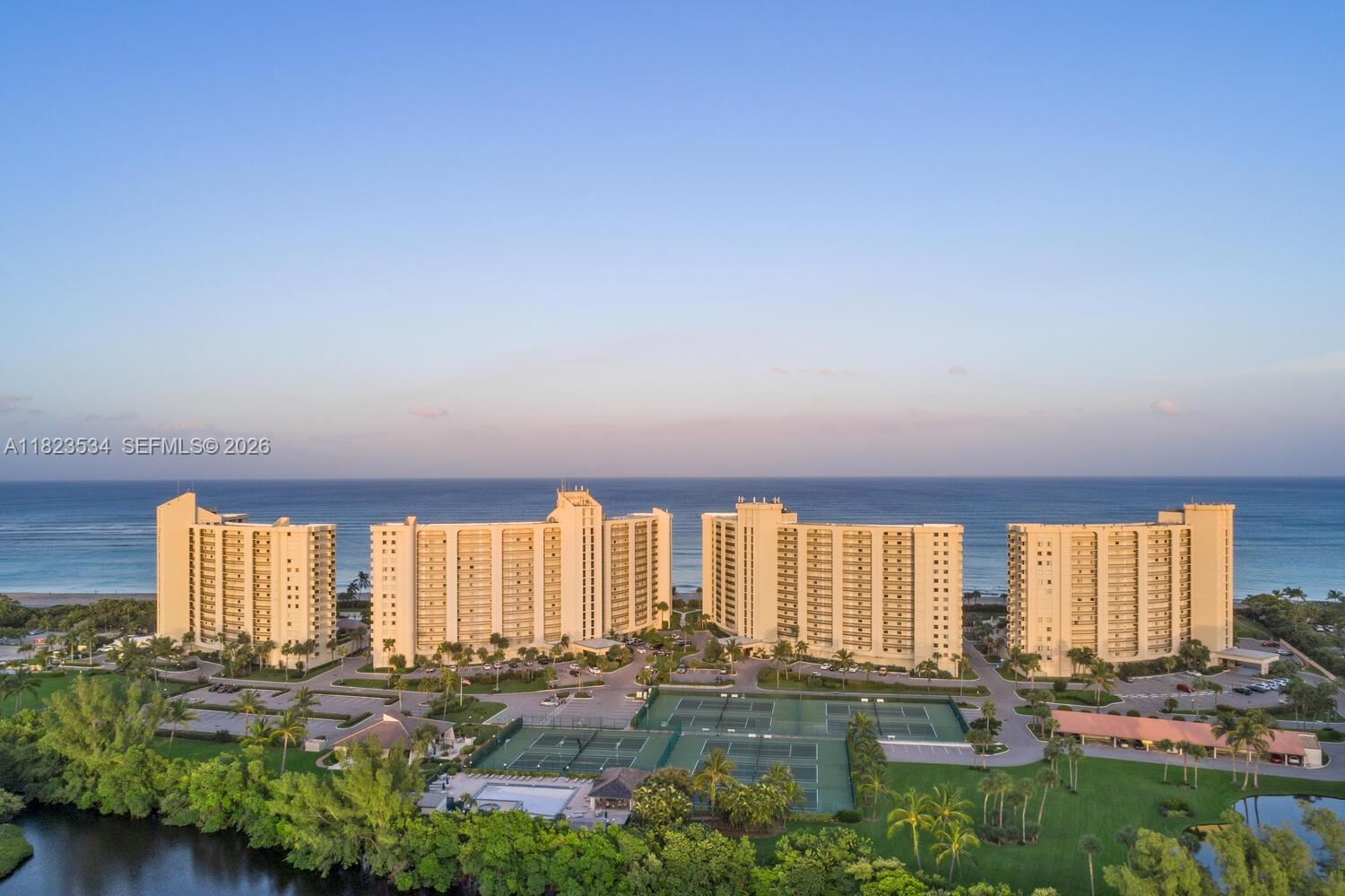 OCEAN TRAIL CONDO I - Residential