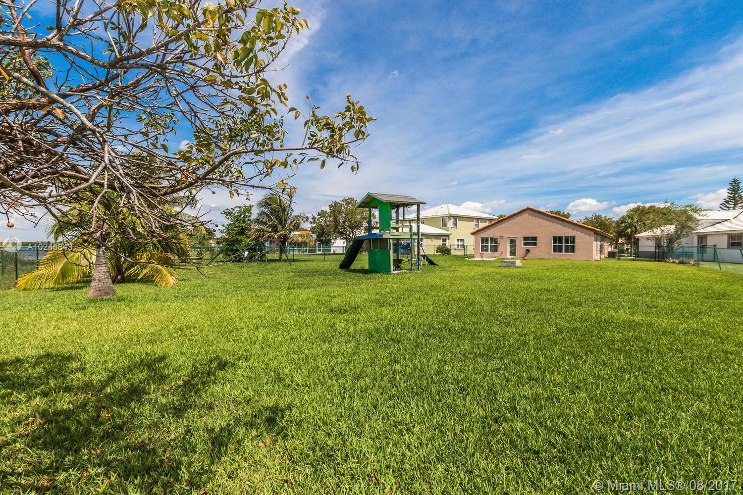 CHAPEL TRAIL II - Residential