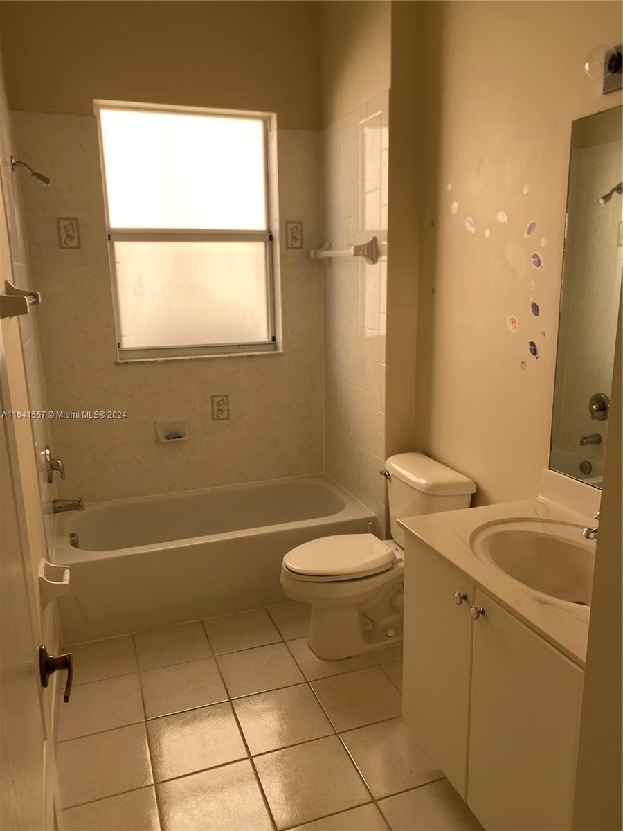 PORTOFINO PALMS - Residential Lease