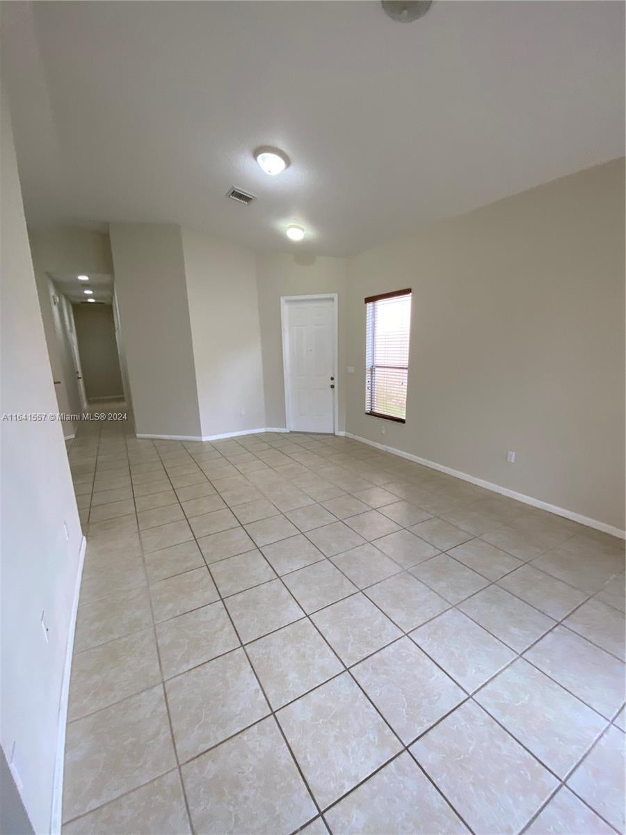 PORTOFINO PALMS - Residential Lease