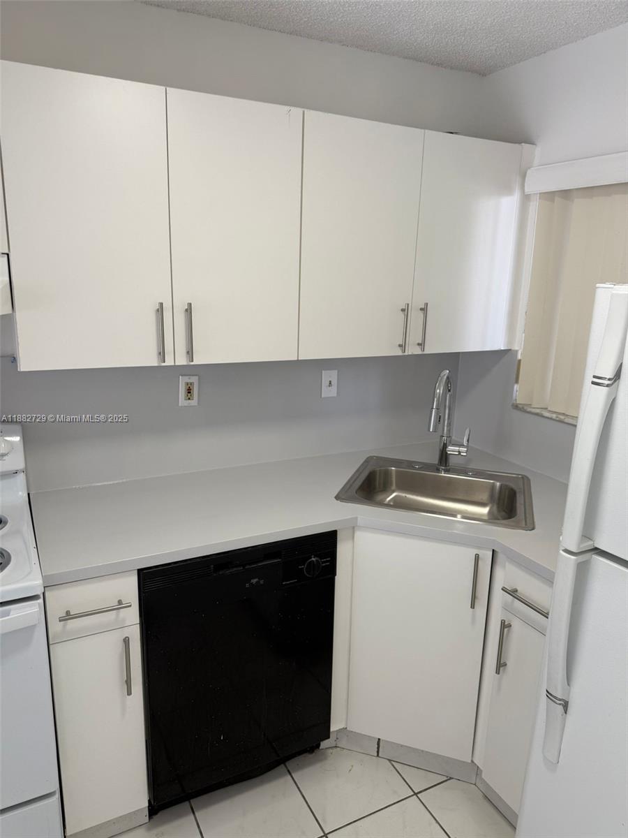 Terrazas Del Sol - Residential
