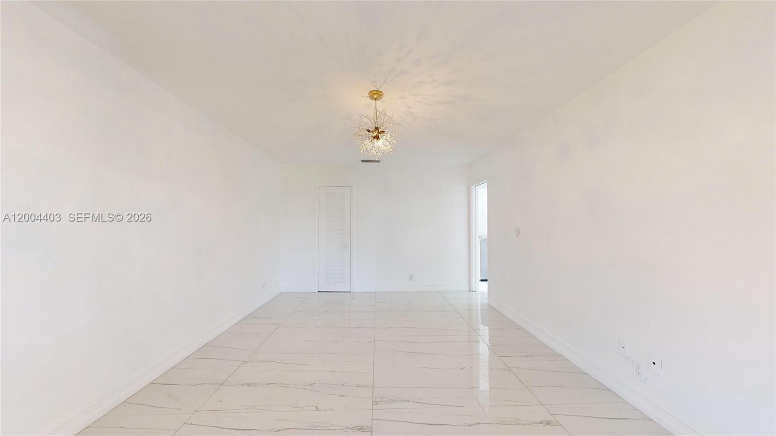 LAKESIDE ESTATES NO 2 - Residential Lease