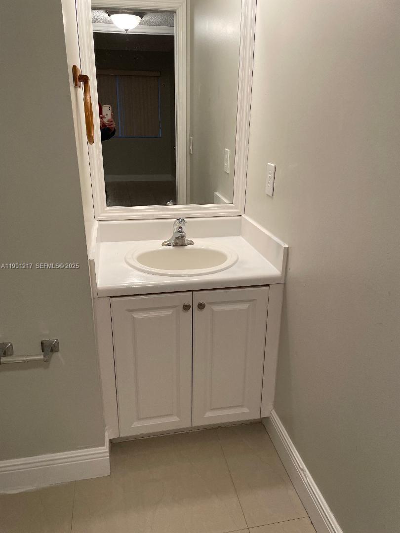 FOREST LAKES VILLAS - Residential