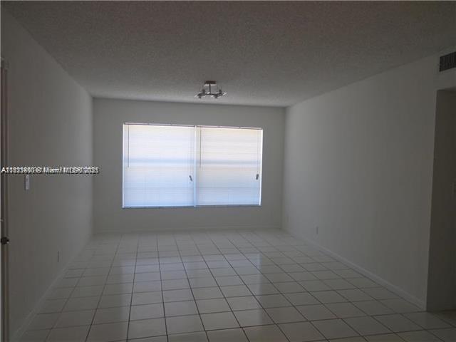 LAKESIDE CONDO AT LAUDERD - Residential Lease