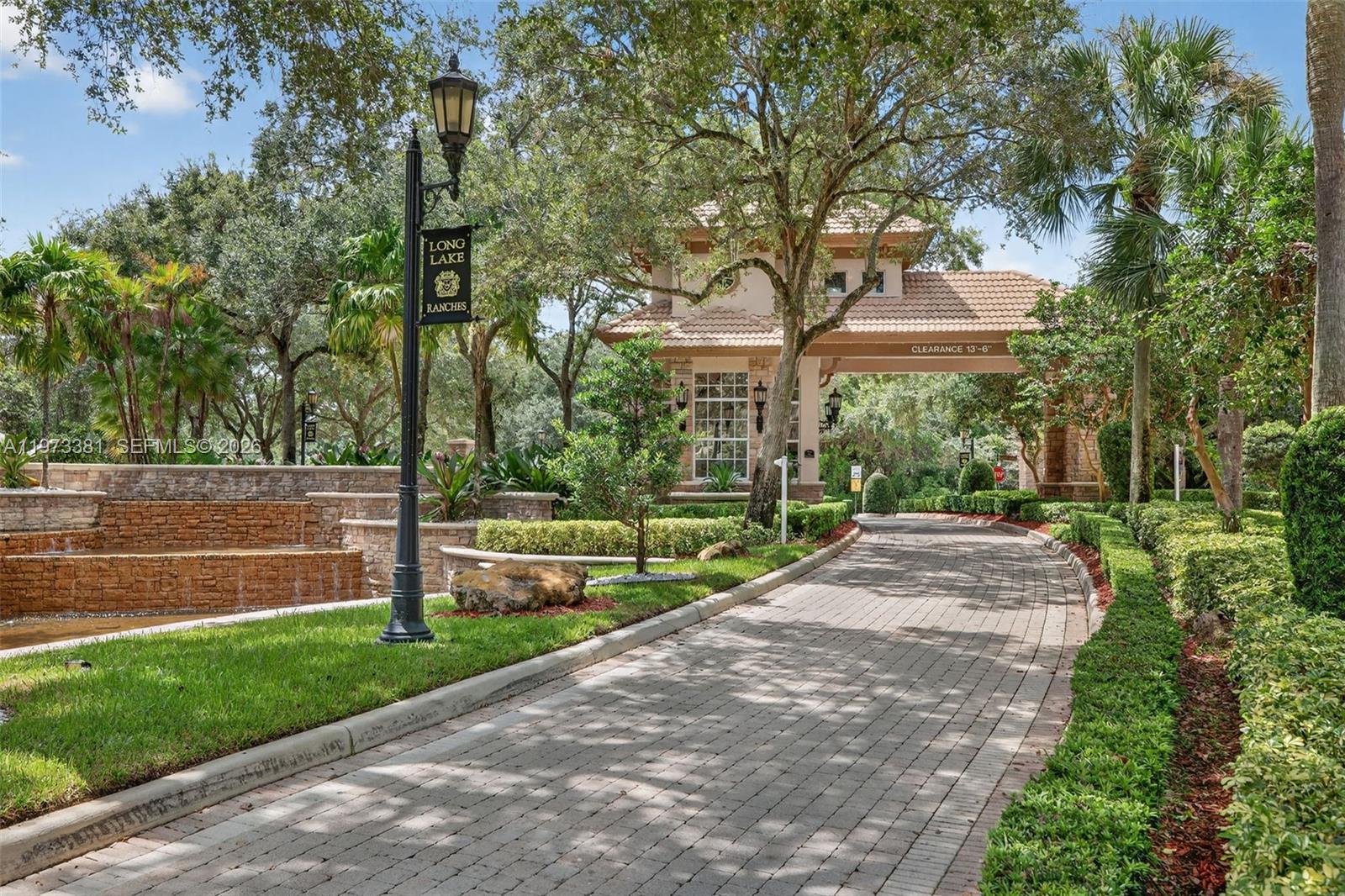 LONG LAKE RANCHES - Residential