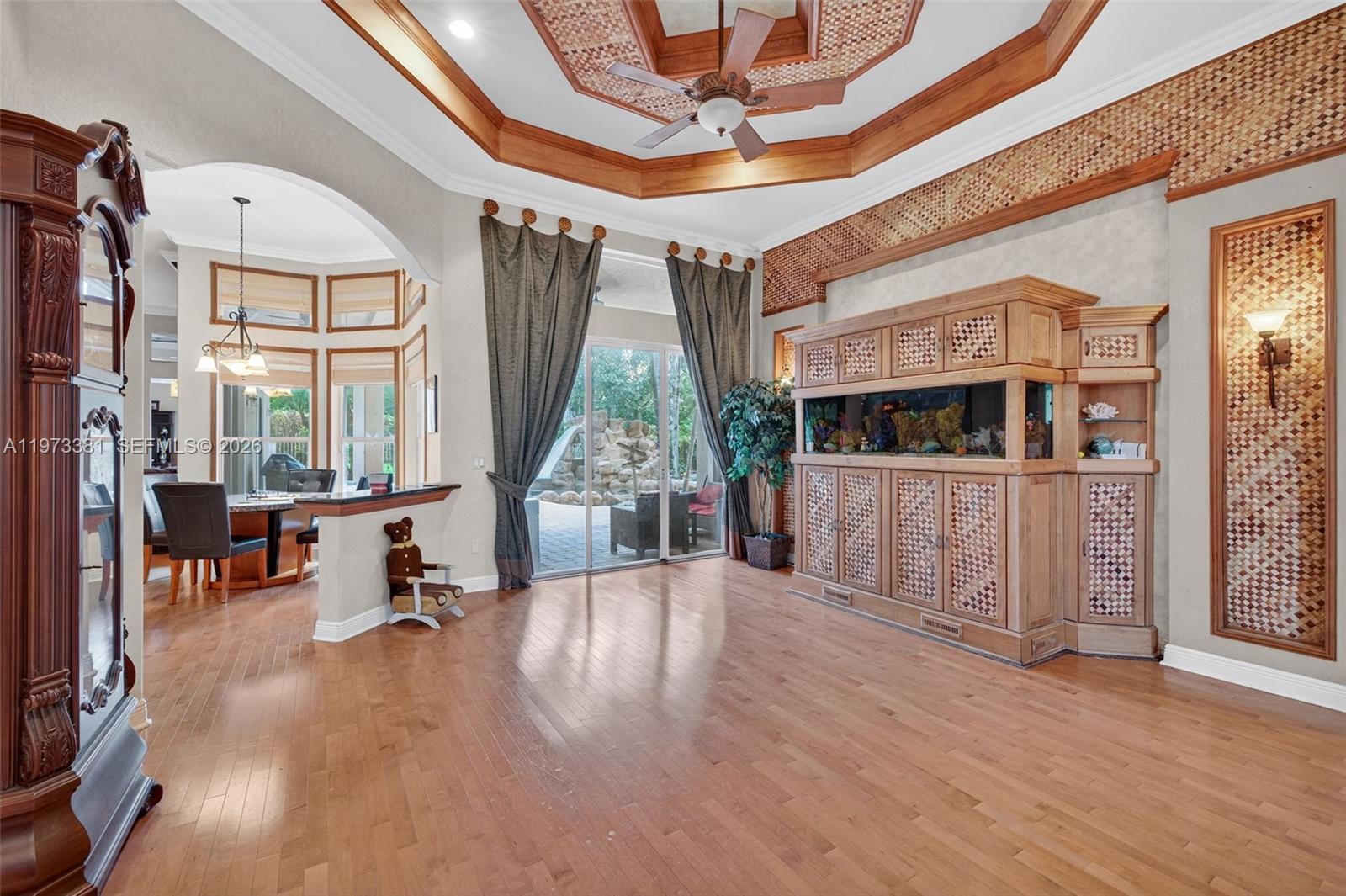 LONG LAKE RANCHES - Residential